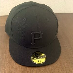 New Era Black 59FIFTY Fitted Cap